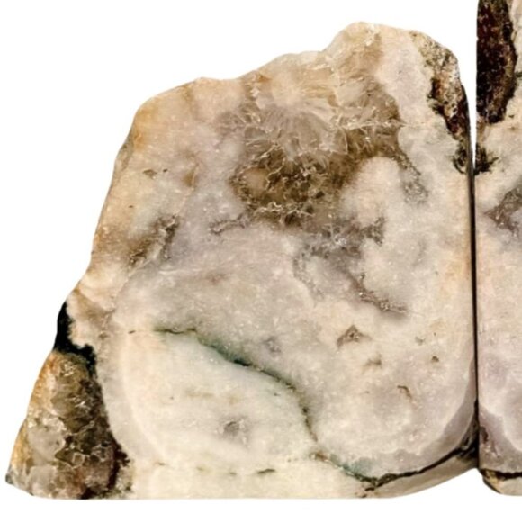 Pink Amethyst Bookends: Experience the Power of Love and Positivity, 5lbs. 7oz. - Picture 4 of 13